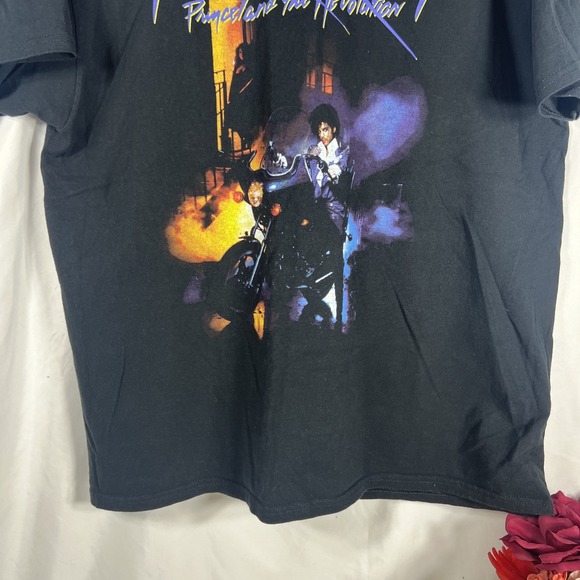 Purple Rain Prince Shirt XL  And The Revolution Tee Thrifted Vintage Style - Picture 4 of 11